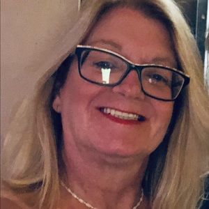 Meet your Posher, Linda